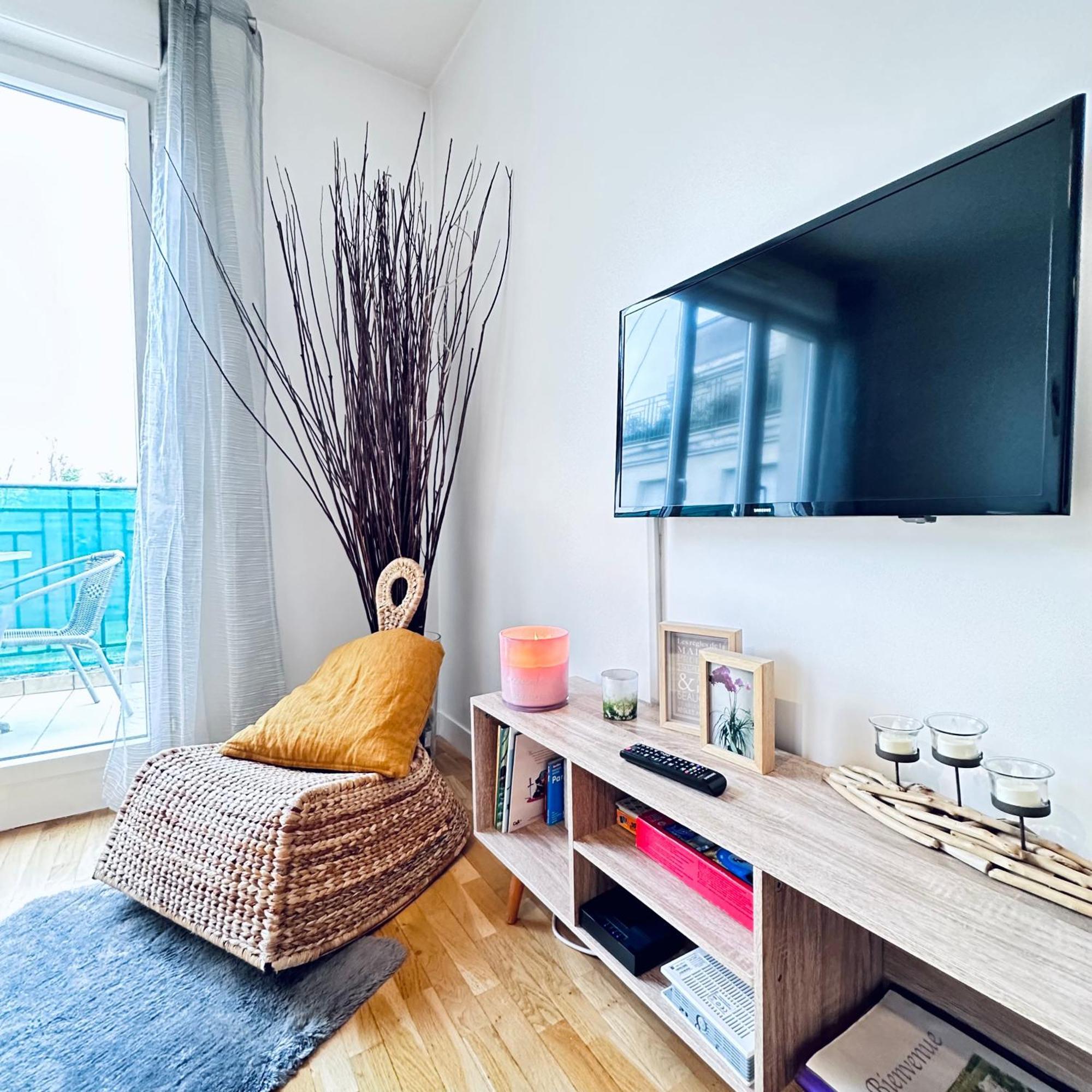 Sweet Apartment In Front Of Disneyland'S Castel มองต์เตฮวา ภายนอก รูปภาพ